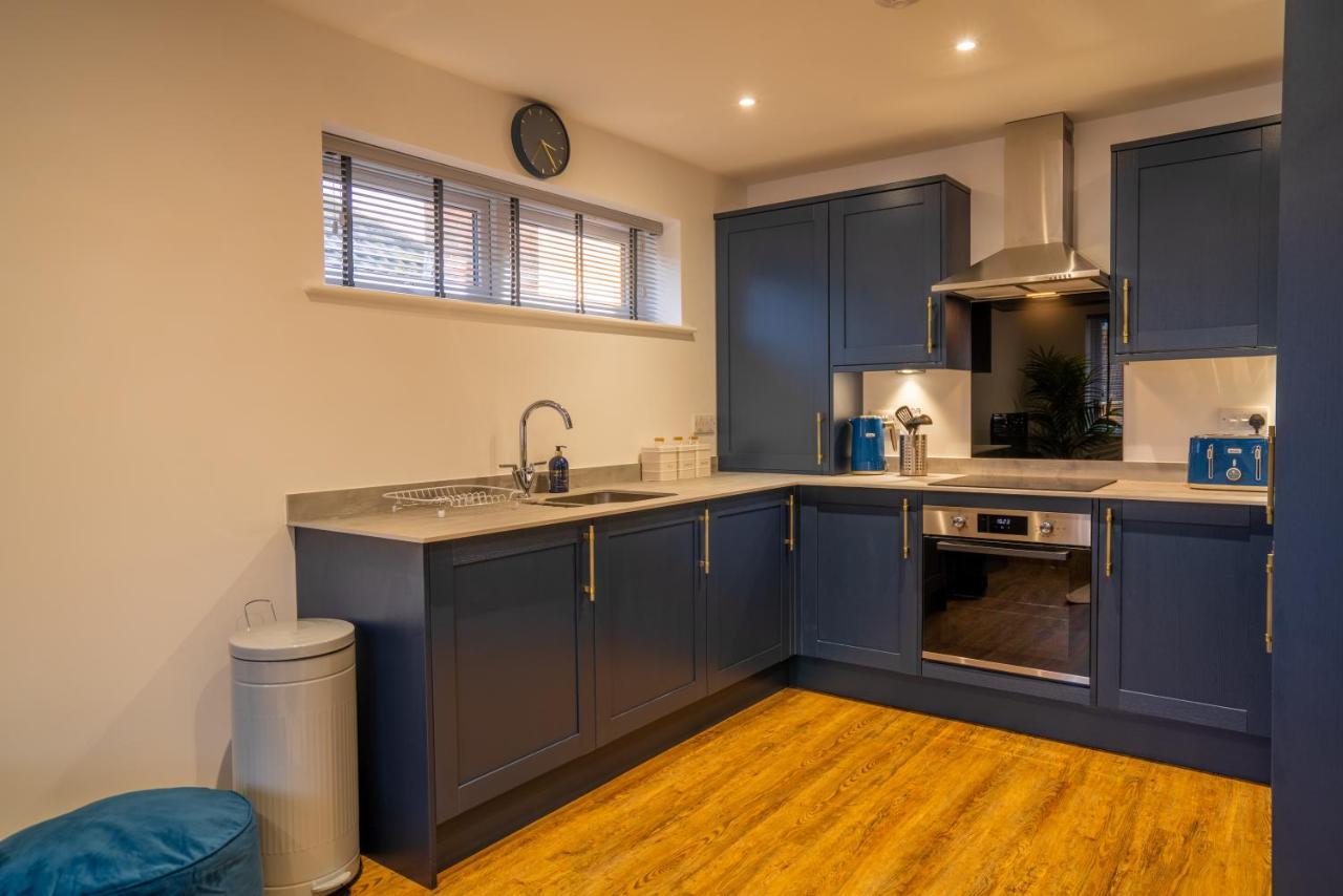 Mill Road Apartment First Floor Crawley  Eksteriør billede
