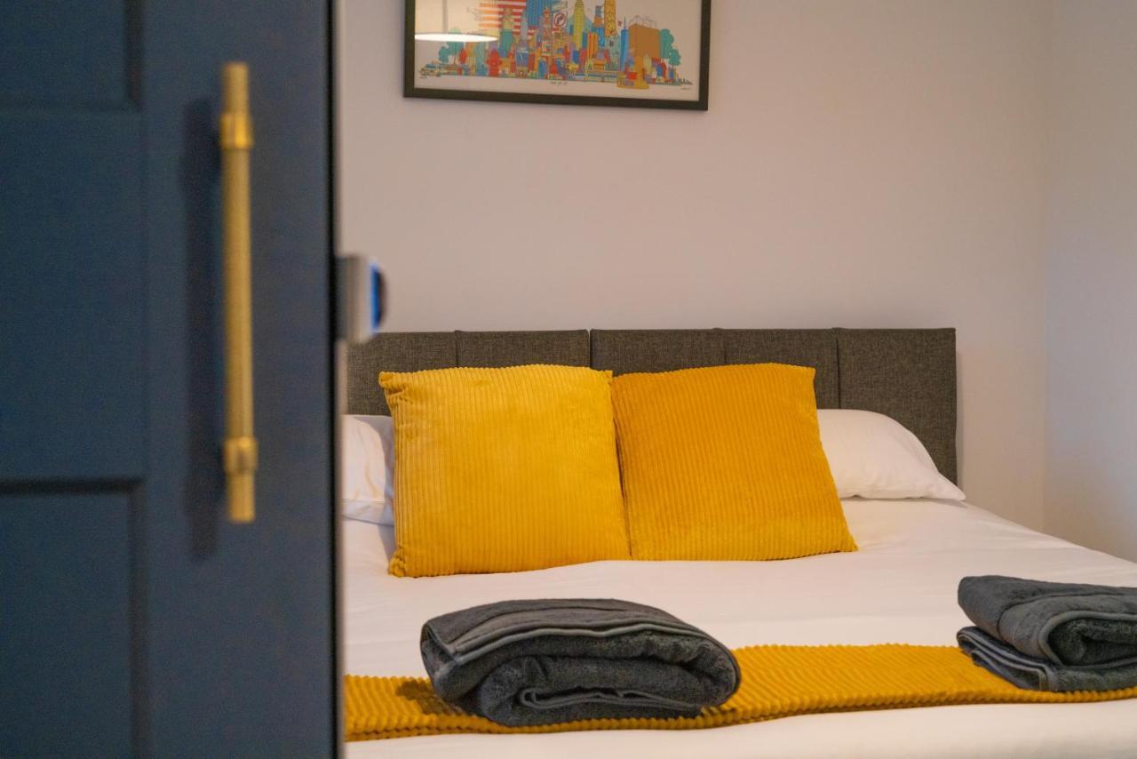 Mill Road Apartment First Floor Crawley  Eksteriør billede